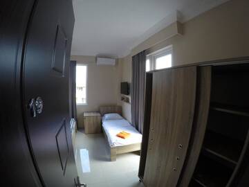 Двухместный номер с 2 отдельными кроватями и ванной в Отеле Hotel Estonia Two